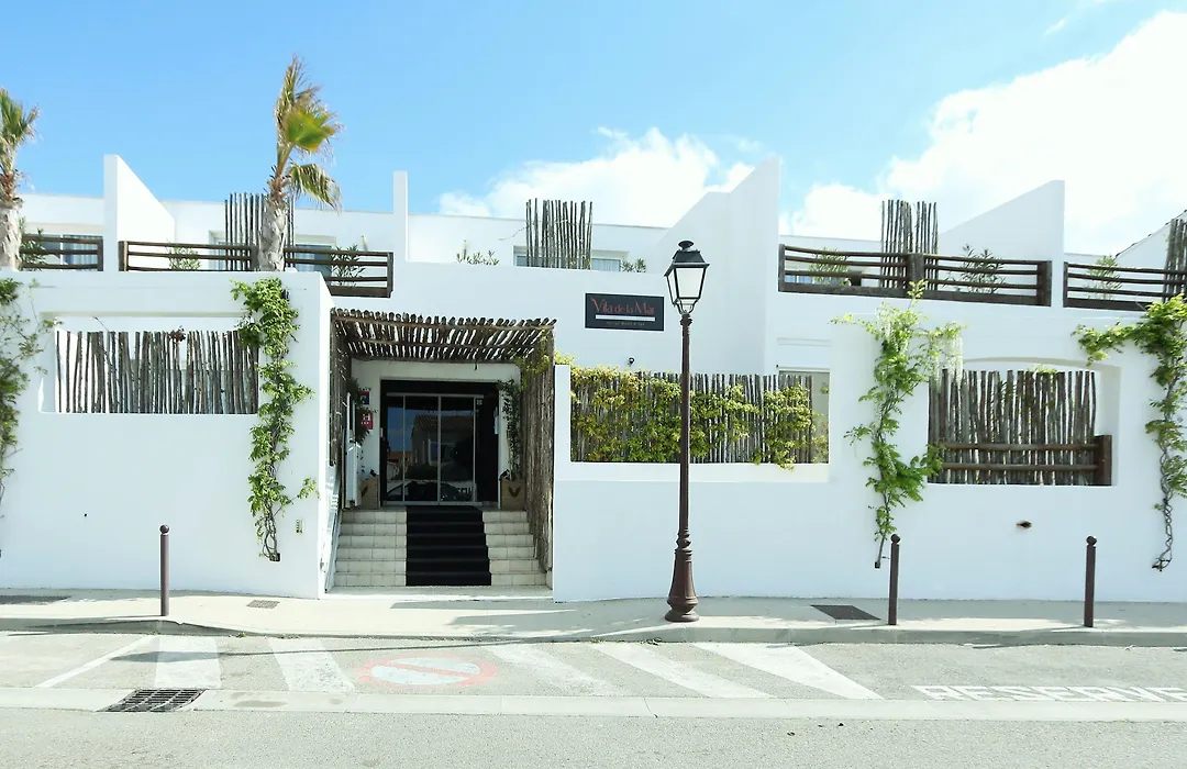 Vila De La Mar & Spa-1