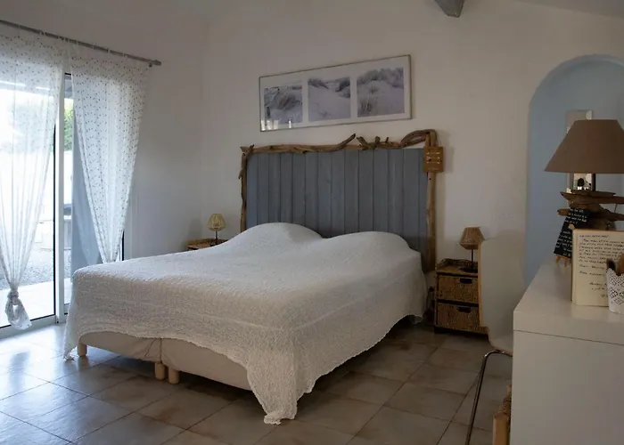 Mas des Oliviers, maison avec piscine privative et chauffée LOCAMARGUE Les Les Saintes-Maries-de-la-Mer